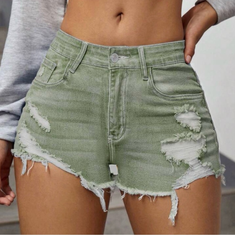 Only worn once. Frayed Hem Jean Shorts in Gray